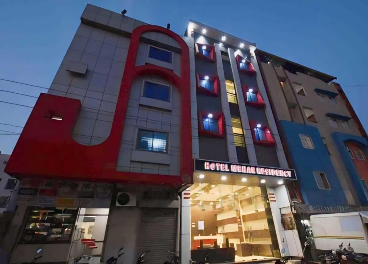 Hotel Mehar Residency Indore Bagian luar foto